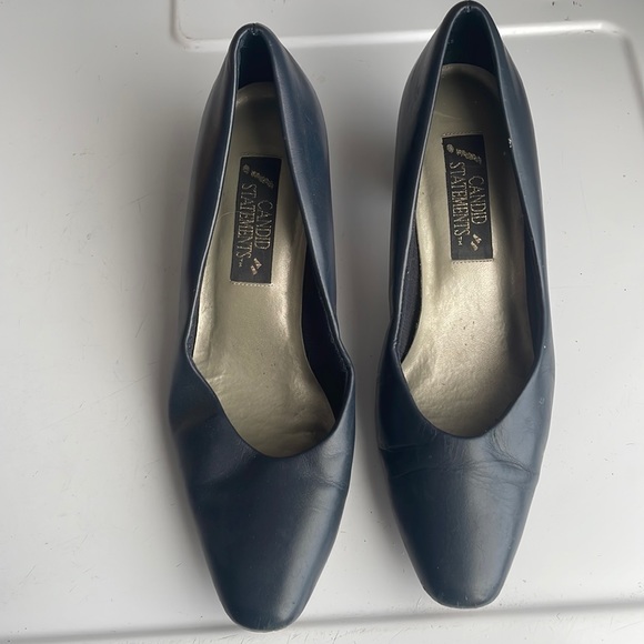 candid statements world heels leather navy blue kitten heel pumps size 7… - Picture 2 of 10